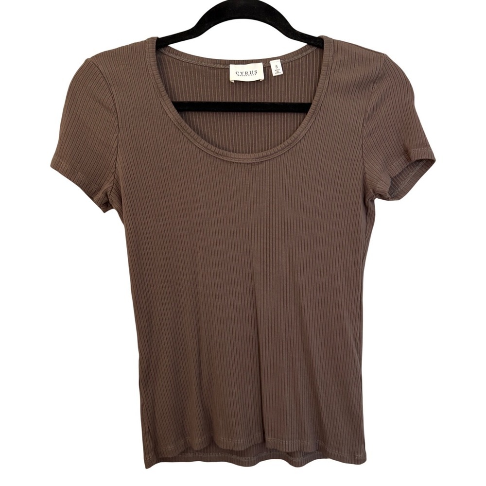 Cyrus Essentials Women Ribbed Knit Scoop Neck Short Sleeve Top Brown Size S
